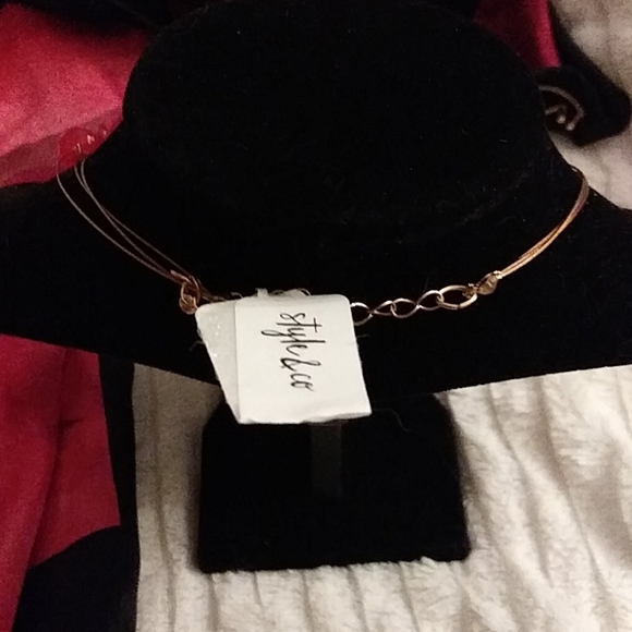 Macy's red illusion style necklace - Picture 4 of 5